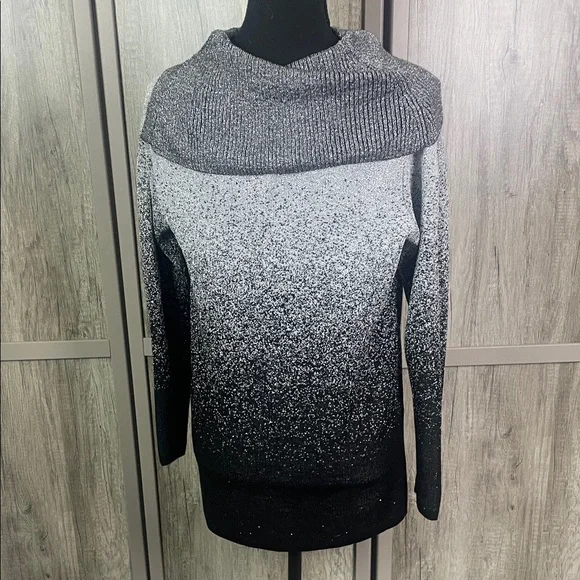 Adrienne Vittadini Sweater Bundle Women's M - Picture 7 of 16